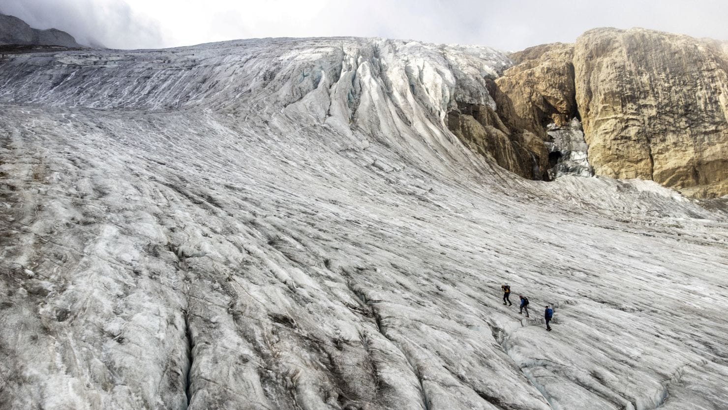 Switzerland’s Gries Glacier Retreat Signals Climate Alarm for Europe Post image