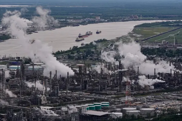 EPA Targets Greenhouse Gas Reporting in Biggest Deregulatory Push Yet Post image